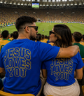 Camiseta Cristã - JESUS LOVES YOU AZUL