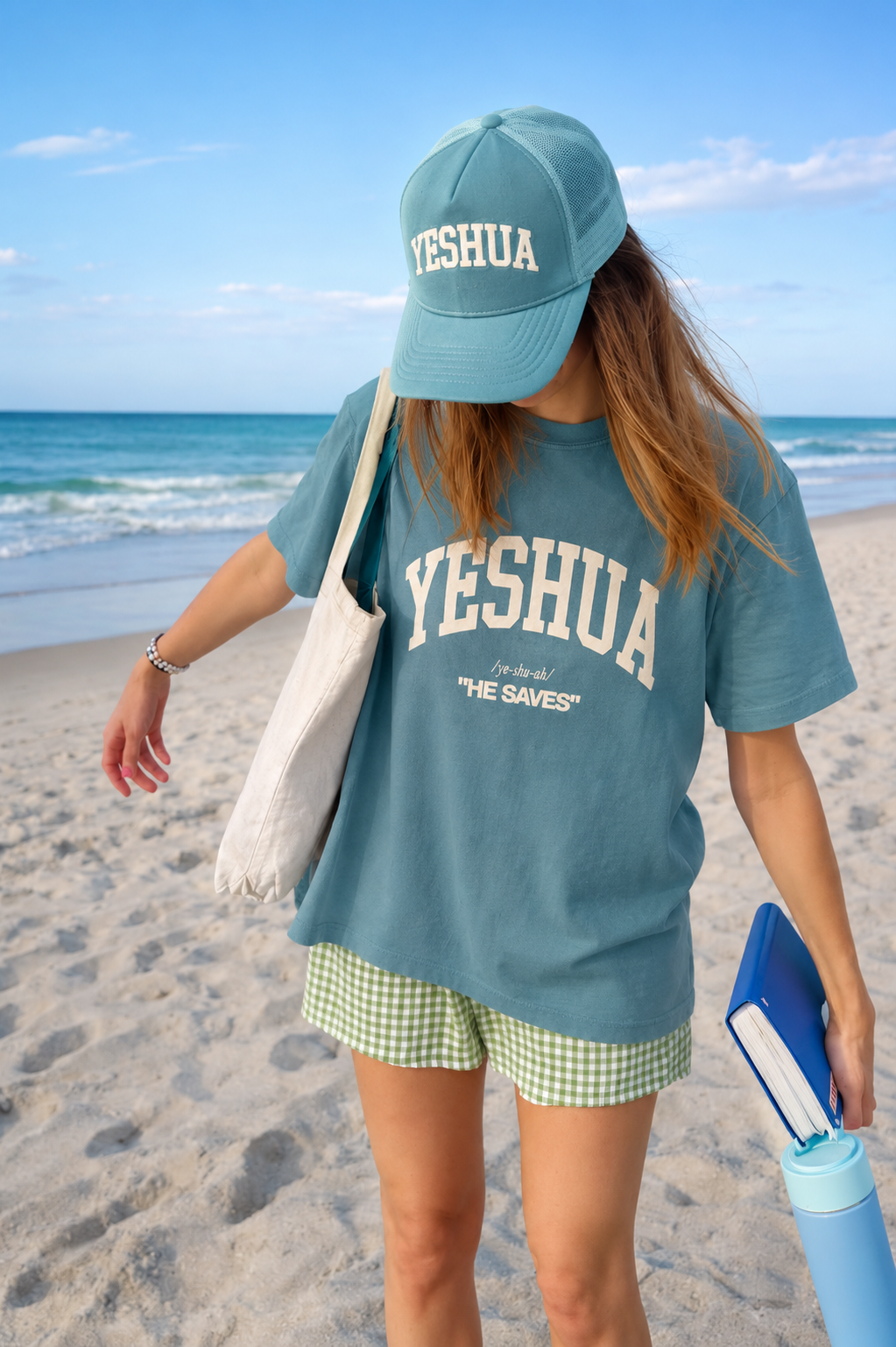 Camiseta Cristã - YESHUA HE SAVES AZUL