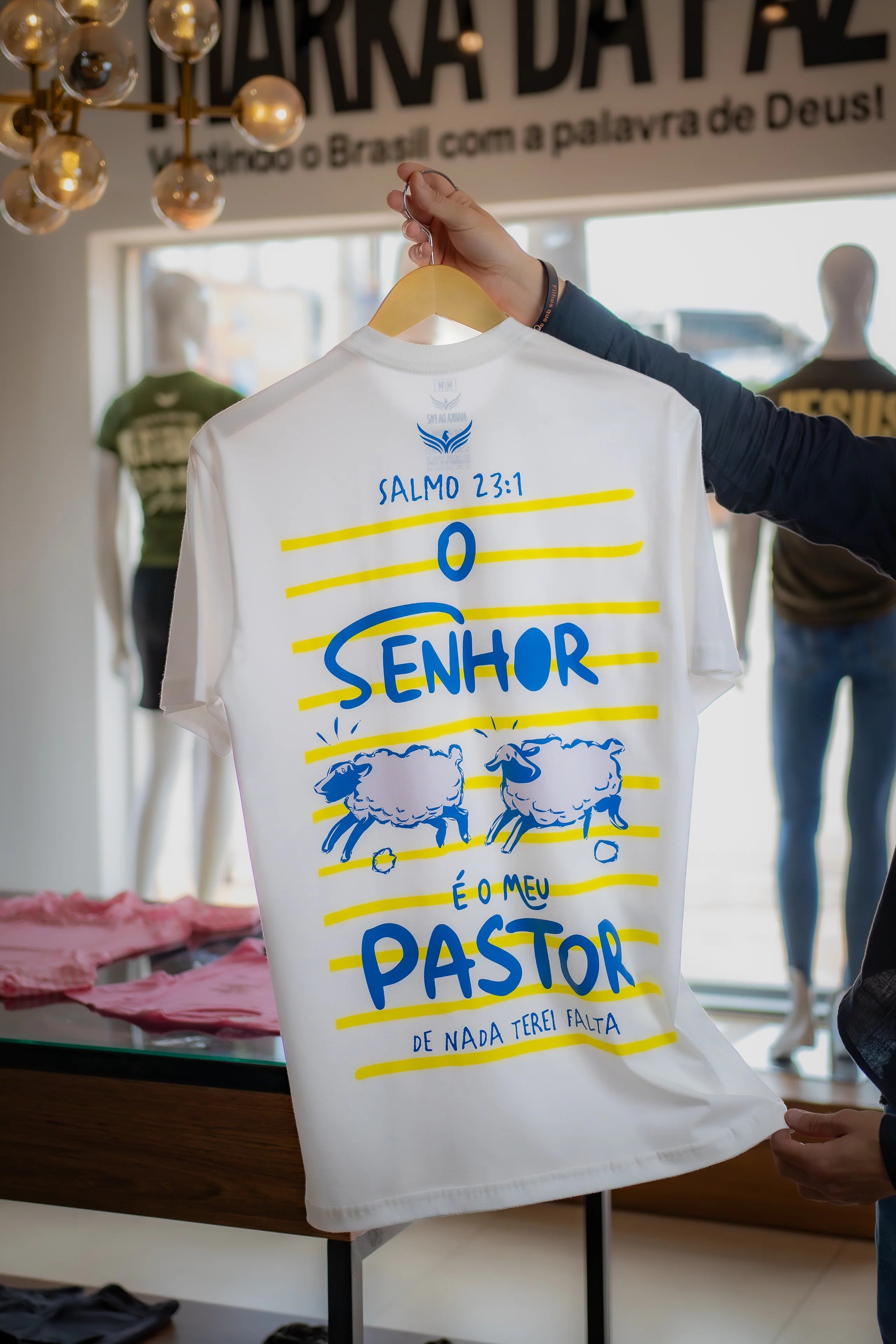 Camiseta Cristã INF - O SENHOR É O MEU PASTOR