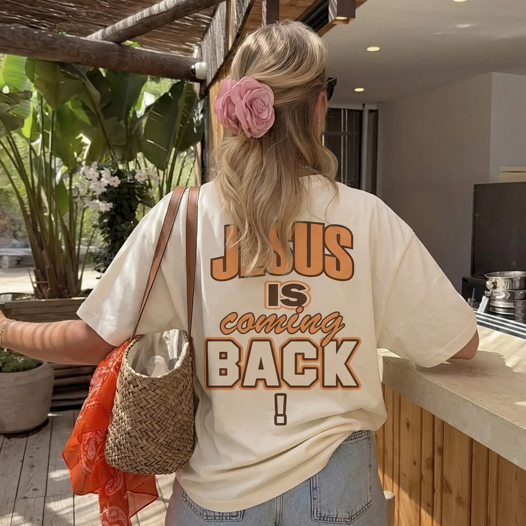 Camiseta Cristã - JESUS IS COMING BACK