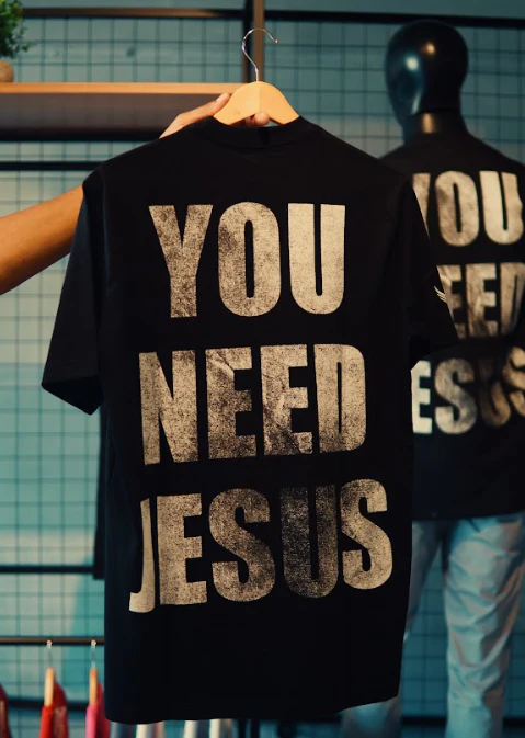 Camiseta Cristã - YOU NEED JESUS